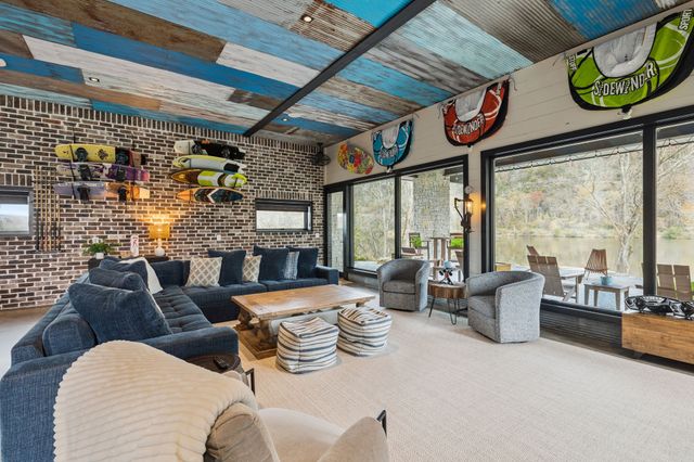 1234 Lakeside Dr, Ashland City, TN 37015