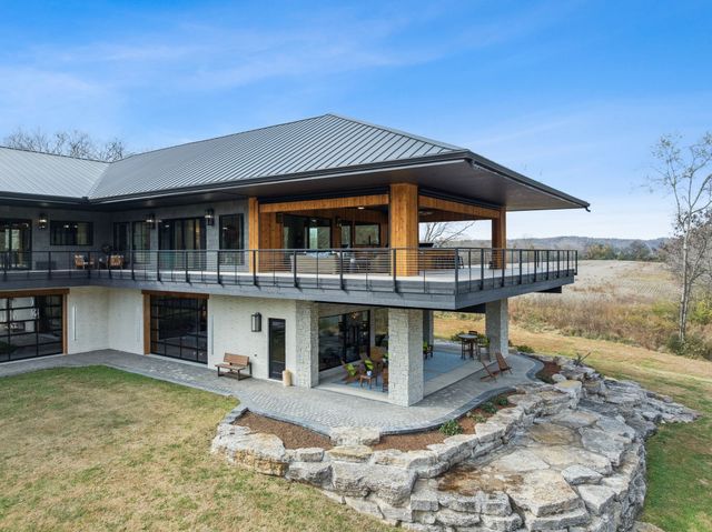 1234 Lakeside Dr, Ashland City, TN 37015