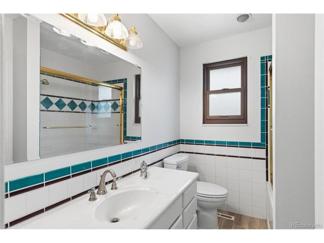 2345 Lanyon Dr, Longmont, CO 80503