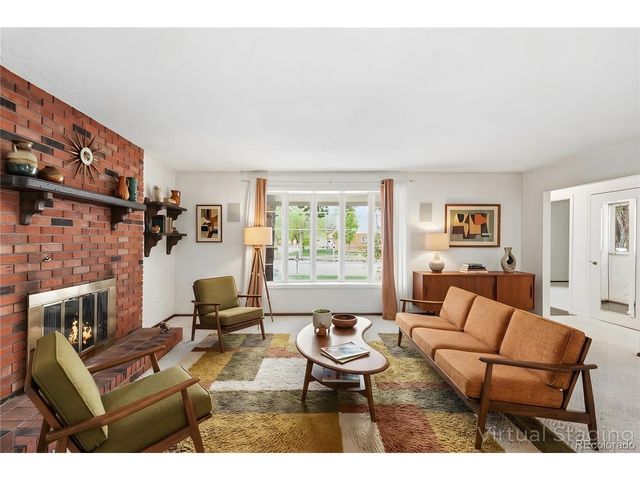 2345 Lanyon Dr, Longmont, CO 80503