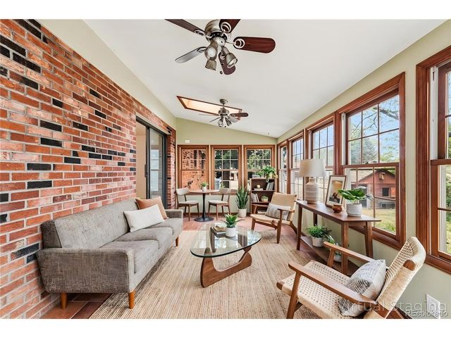 2345 Lanyon Dr, Longmont, CO 80503