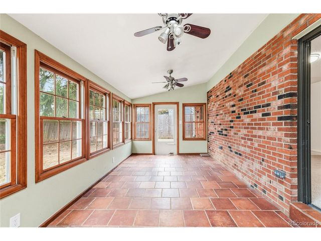 2345 Lanyon Dr, Longmont, CO 80503
