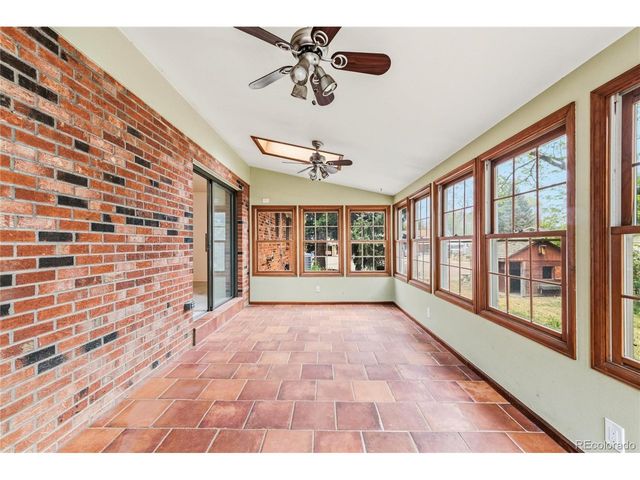 2345 Lanyon Dr, Longmont, CO 80503