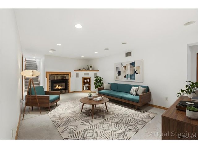 2345 Lanyon Dr, Longmont, CO 80503
