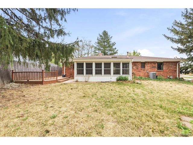 2345 Lanyon Dr, Longmont, CO 80503