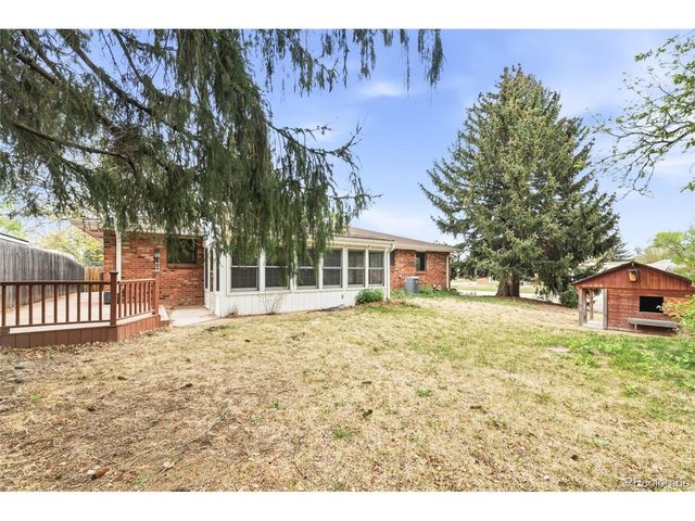 2345 Lanyon Dr, Longmont, CO 80503