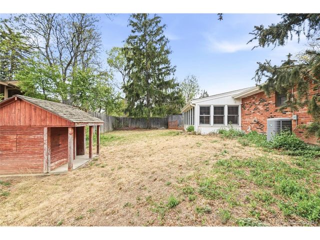 2345 Lanyon Dr, Longmont, CO 80503