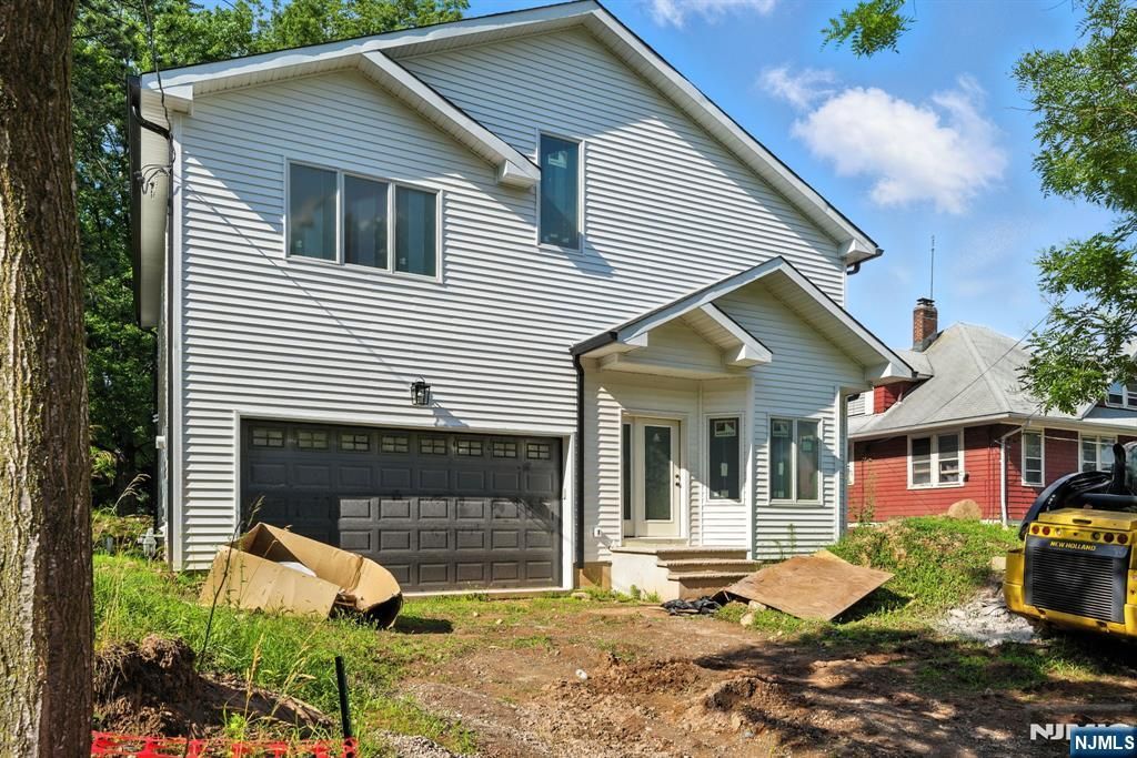 42 Howland Avenue, River Edge, NJ 07661