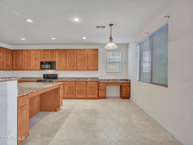 4322 W MONTE Way, Laveen, AZ 85339