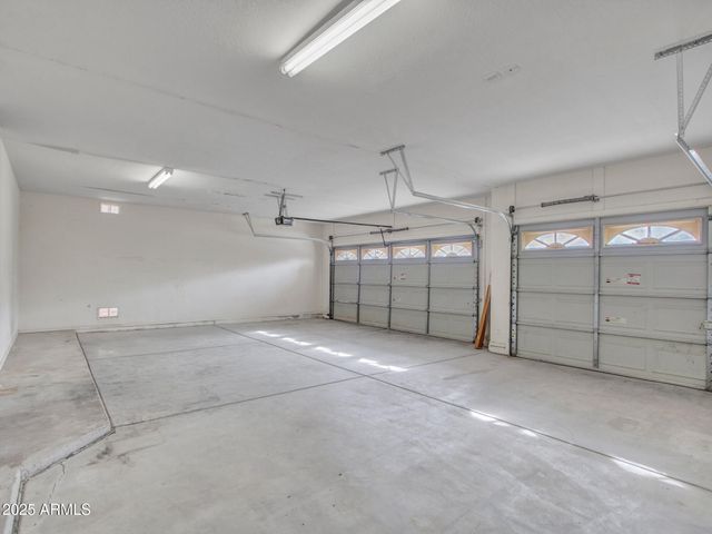 4322 W MONTE Way, Laveen, AZ 85339