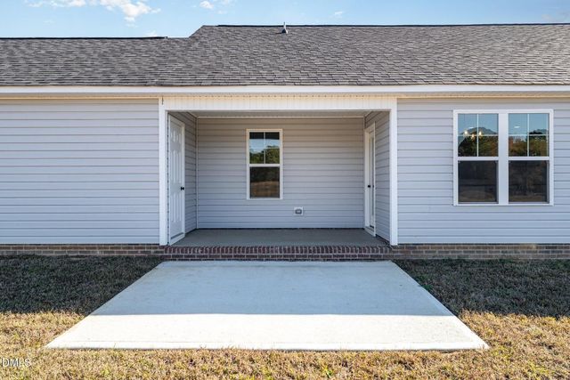 69 N Movado Trail, Kenly, NC 27542