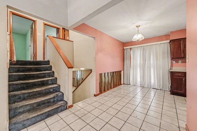 2423 Marshall Place, Gary, IN 46404