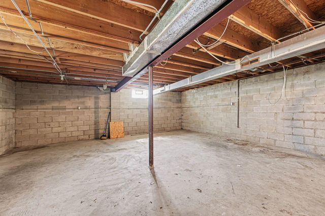 2423 Marshall Place, Gary, IN 46404