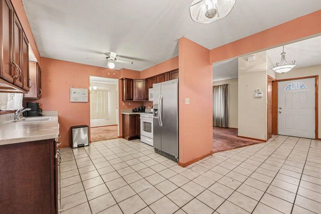 2423 Marshall Place, Gary, IN 46404