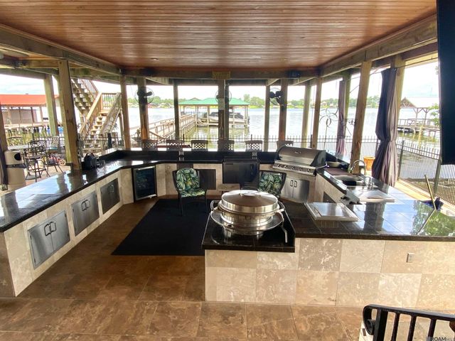 9371 Island Rd, Ventress, LA 70783