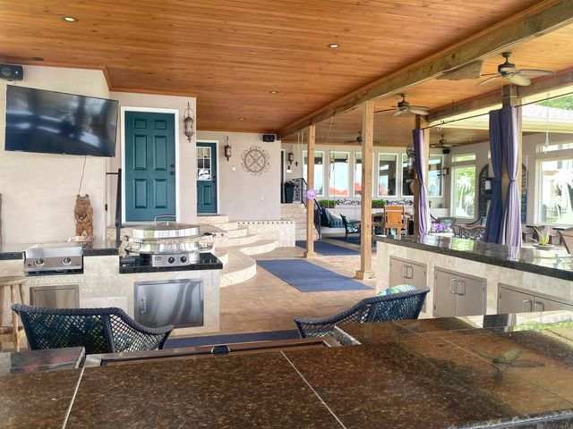 9371 Island Rd, Ventress, LA 70783