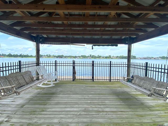 9371 Island Rd, Ventress, LA 70783