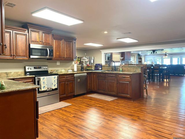 9371 Island Rd, Ventress, LA 70783
