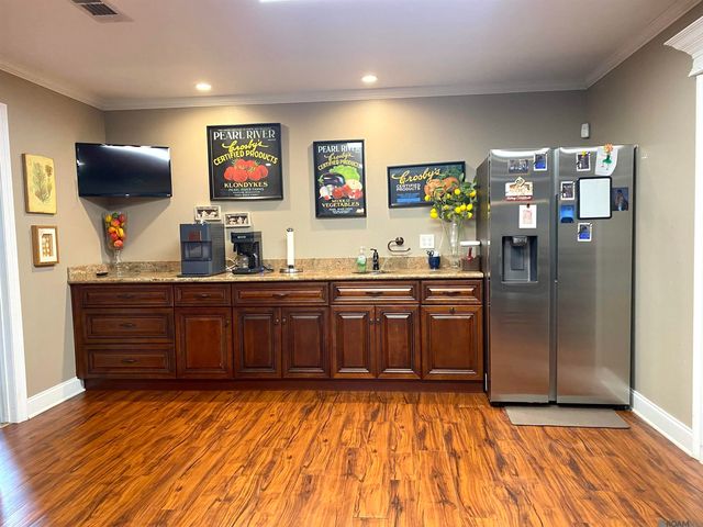 9371 Island Rd, Ventress, LA 70783