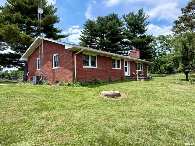 1225 Stanton Airport Road, Riverton, IL 62561