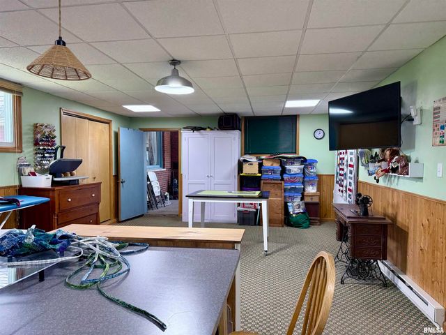1225 Stanton Airport Road, Riverton, IL 62561