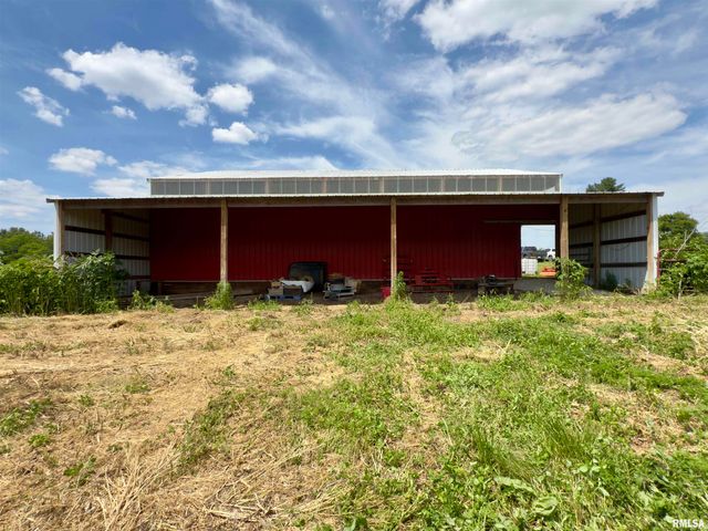 1225 Stanton Airport Road, Riverton, IL 62561