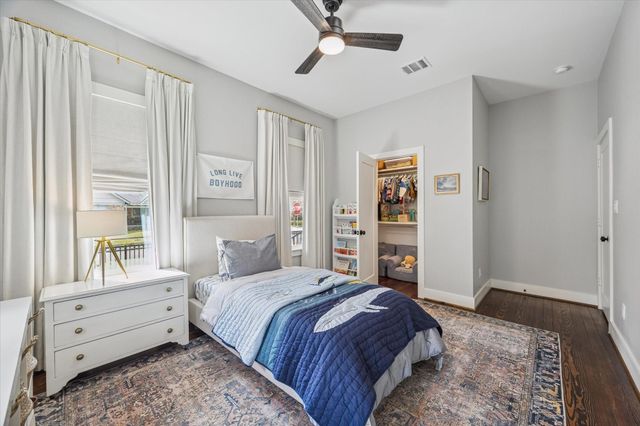 827 Sledge Street, Houston, TX 77009