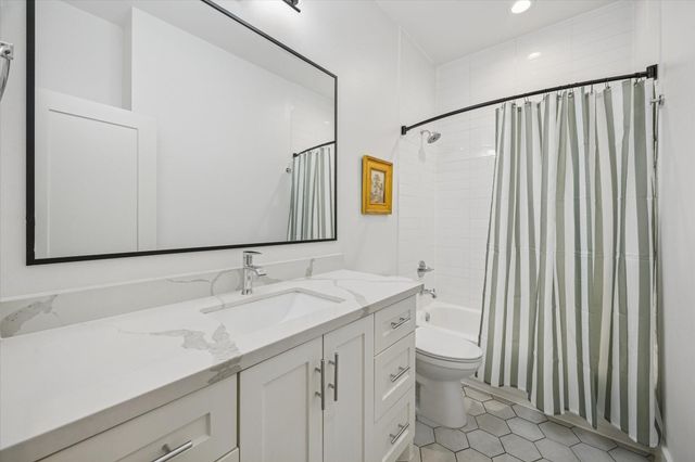 827 Sledge Street, Houston, TX 77009