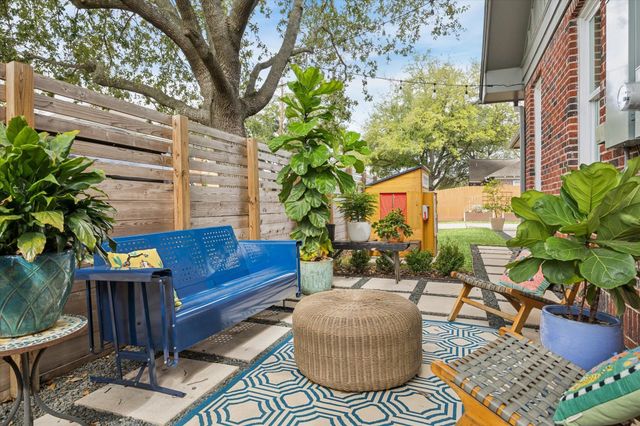 827 Sledge Street, Houston, TX 77009