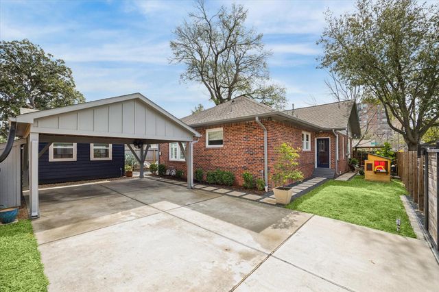 827 Sledge Street, Houston, TX 77009