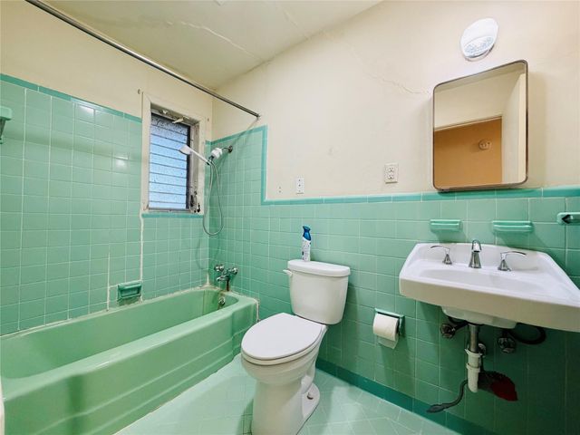 2721 Beaumont Avenue, Liberty, TX 77575