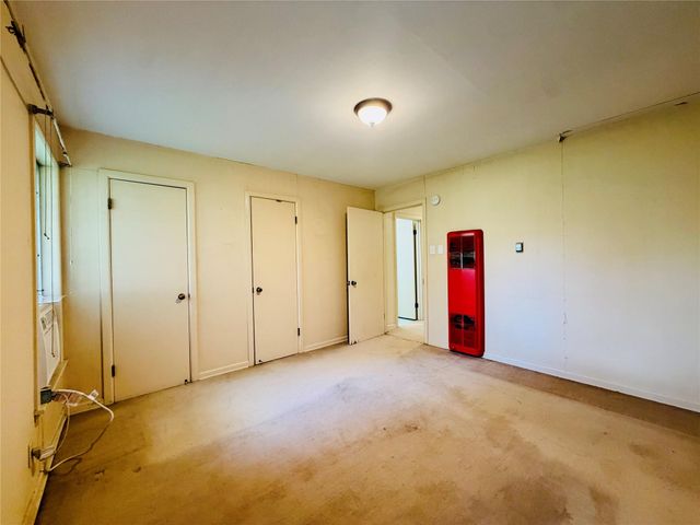 2721 Beaumont Avenue, Liberty, TX 77575