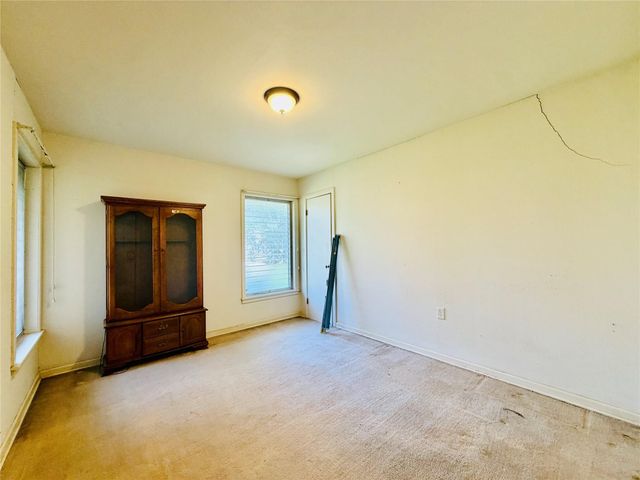 2721 Beaumont Avenue, Liberty, TX 77575