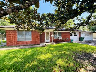 2721 Beaumont Avenue, Liberty, TX 77575