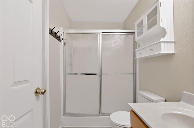 130 Rambling Road, Greenfield, IN 46140