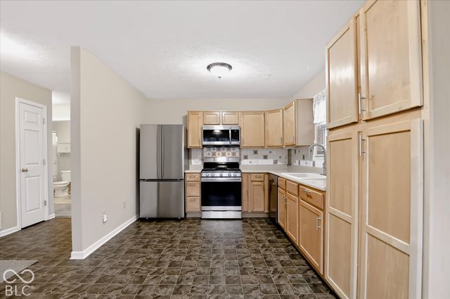 130 Rambling Road, Greenfield, IN 46140