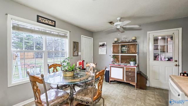 502 Mcgaugh Street, Hartselle, AL 35640