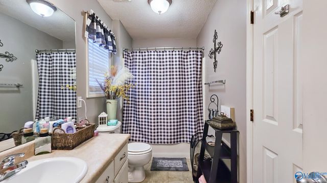 502 Mcgaugh Street, Hartselle, AL 35640