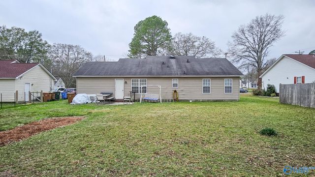 502 Mcgaugh Street, Hartselle, AL 35640