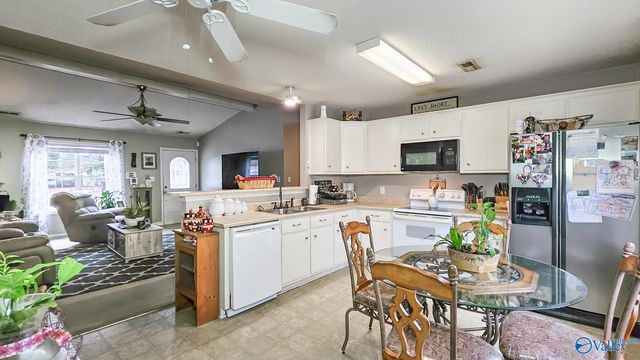 502 Mcgaugh Street, Hartselle, AL 35640