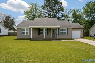 502 Mcgaugh Street, Hartselle, AL 35640