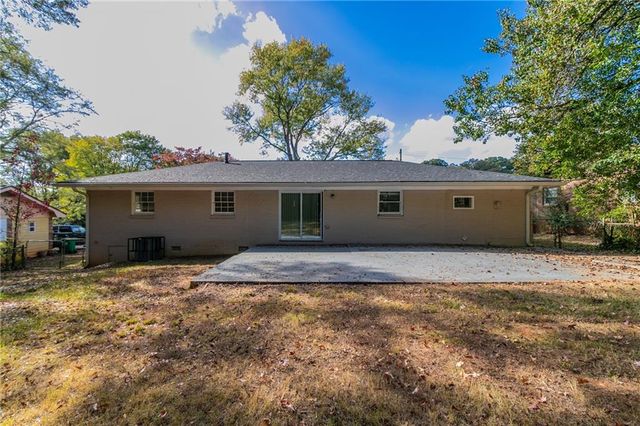 929 Pine Roc Drive, Stone Mountain, GA 30083