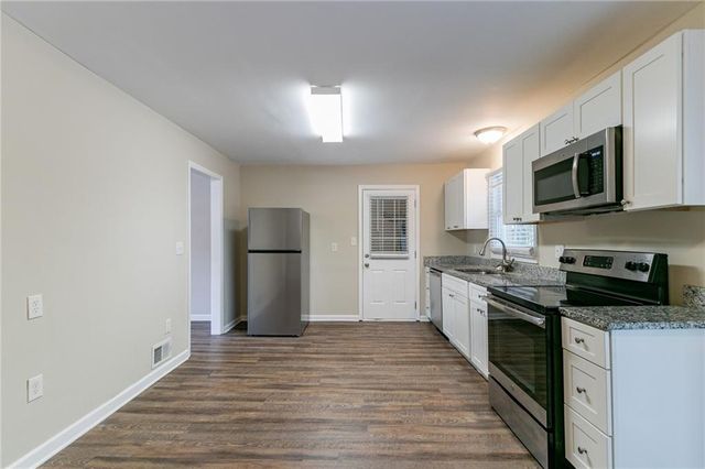 929 Pine Roc Drive, Stone Mountain, GA 30083