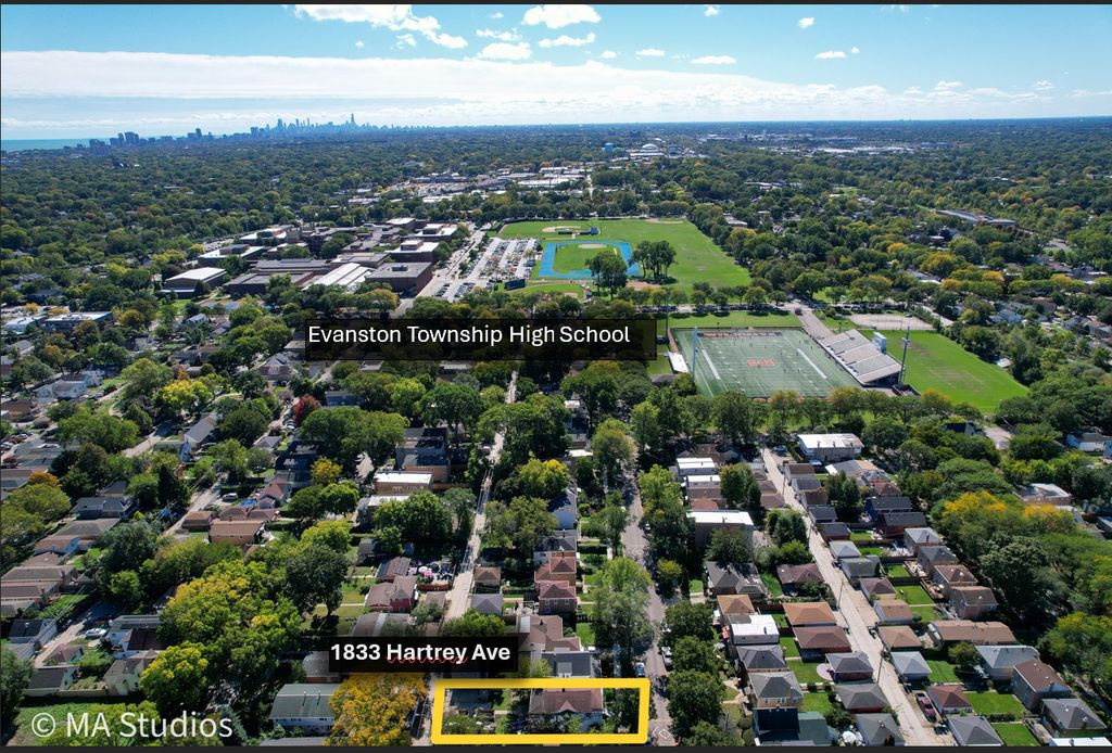 1833 Hartrey Avenue, Evanston, IL 60201 — photo 2