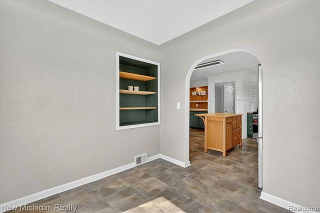 11374 Lahring Road, Byron, MI 48418