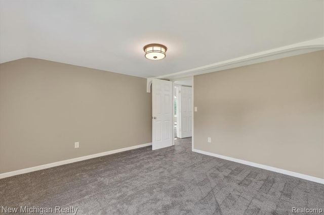 11374 Lahring Road, Byron, MI 48418