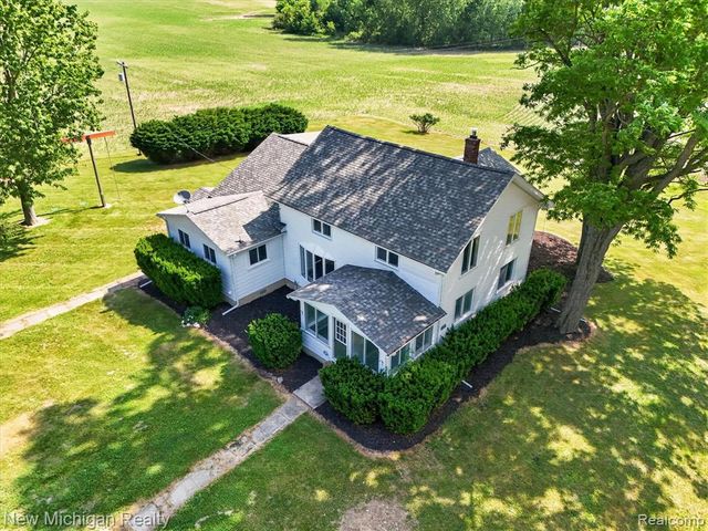 11374 Lahring Road, Byron, MI 48418