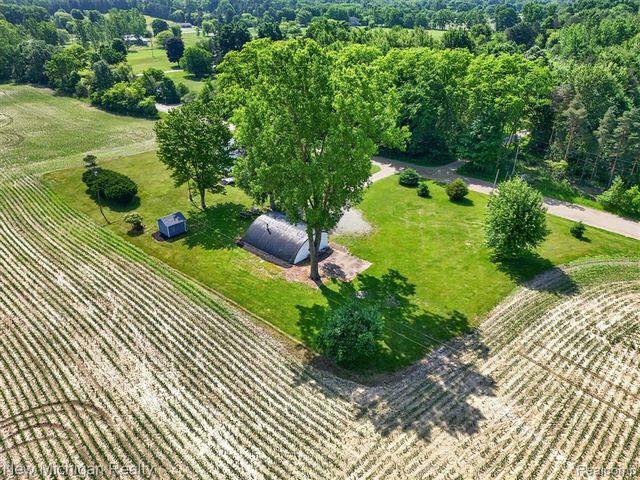 11374 Lahring Road, Byron, MI 48418