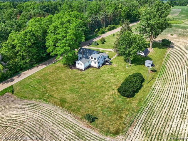 11374 Lahring Road, Byron, MI 48418