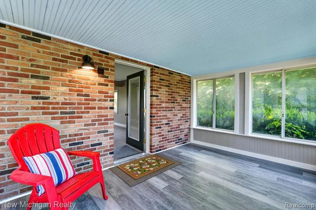 11374 Lahring Road, Byron, MI 48418